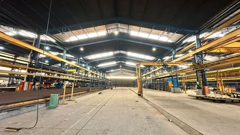 Trident Steel, 42 Woldebeest Avenue, Roodekop has a 2700m² Warehouse Available To let (5)